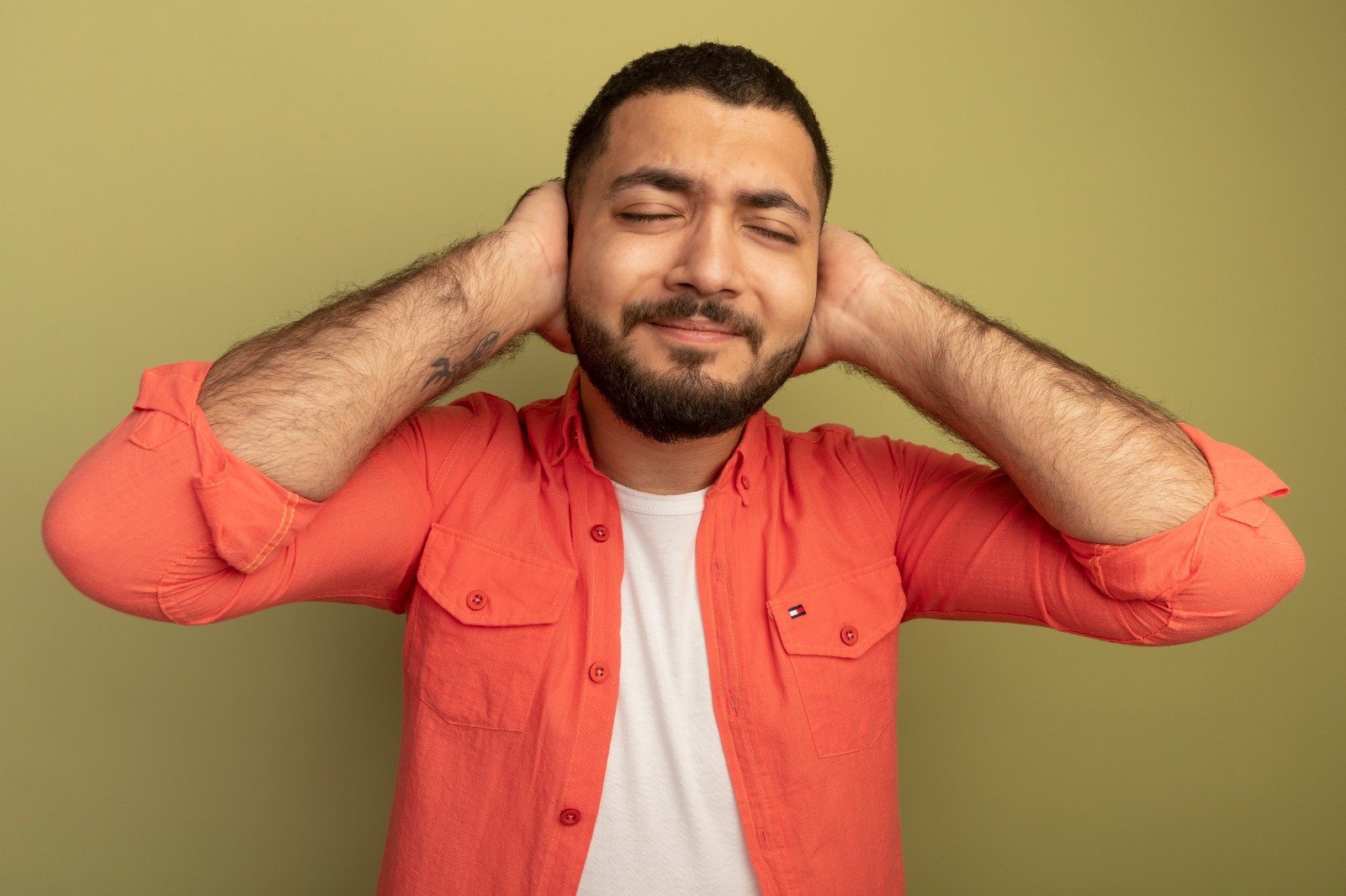 Read more about the article Ear Discharge: Causes, Diagnoses & When to See a Doctor